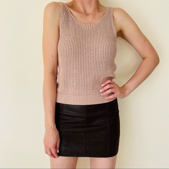 Moon&madison dusty rose open back knit tank top - Picture 1 of 8